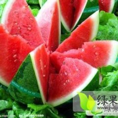 辽宁凌海陆地小拱棚西瓜开始上市