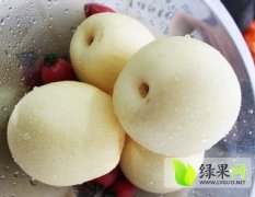 皇冠梨富含蛋白质、脂肪、胡罗卜素