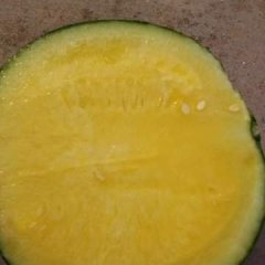 瑞丽畹町尹兴发3月特小凤西瓜