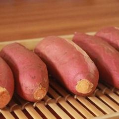 烟薯25、三两到一斤五两：2元/斤，烤薯专用