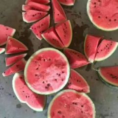 陕西甜王西瓜批发价格，陕西甜王西瓜基地