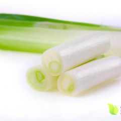 优质安丘大葱物美价廉，联系电话134066676