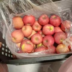 烟台富士，口感脆甜多汁，颜色好。