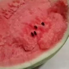 陕西甜王西瓜大量上市