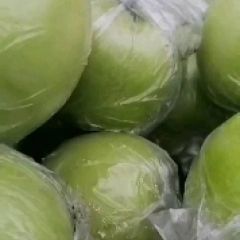 我产地大量膜袋绿皇冠上市