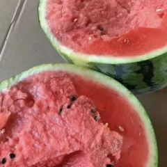 万亩西瓜产地质量上乘 价格超级便宜